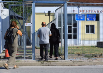 Με τους αυτοτελείς ισχυρισμούς των κατηγορουμένων συνεχίζεται η δίκη για τα Τέμπη